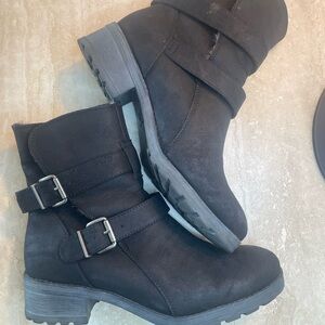 White Mountain Black Combat Moto Boots with Buckle Straps